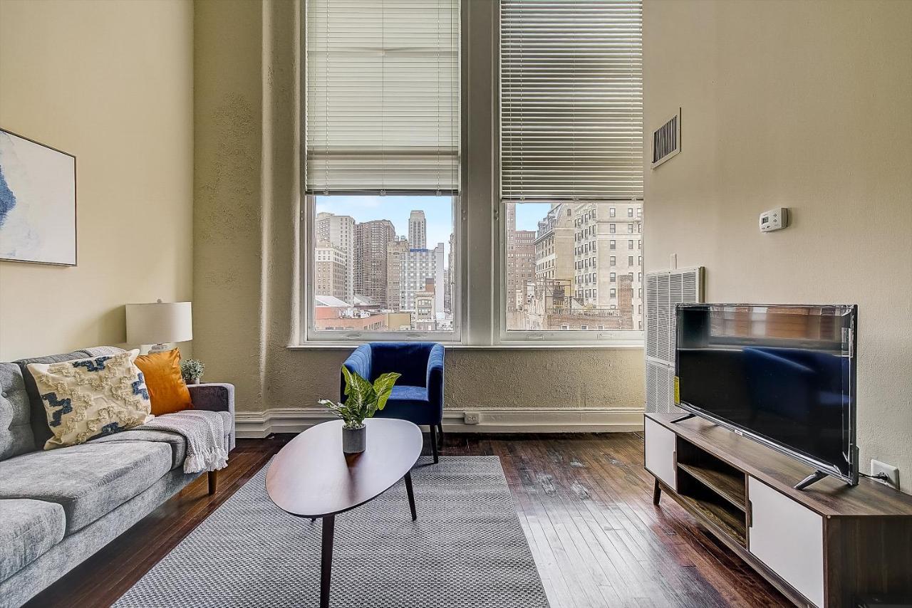 Frontdesk I The Cosmopolitan Apts Philadelphia Apartment Exterior foto
